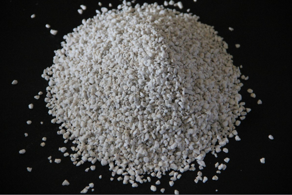 無土栽培珍珠巖.jpg 無土栽培珍珠巖.jpg