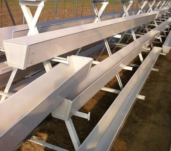 槽式栽培.jpg 槽式栽培.jpg