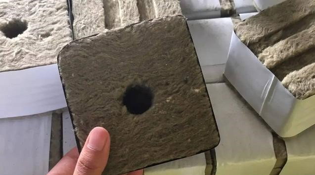 無土栽培基質(zhì)巖棉.jpg 無土栽培基質(zhì)巖棉.jpg