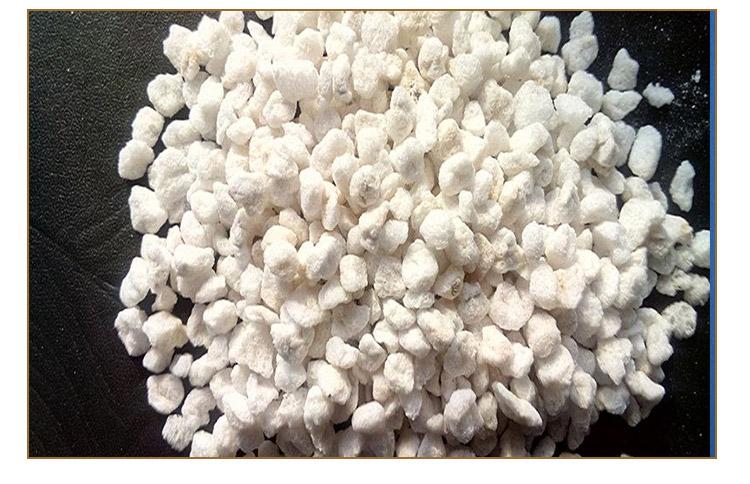 無(wú)土栽培基質(zhì)--珍珠巖.jpg 無(wú)土栽培基質(zhì)--珍珠巖.jpg